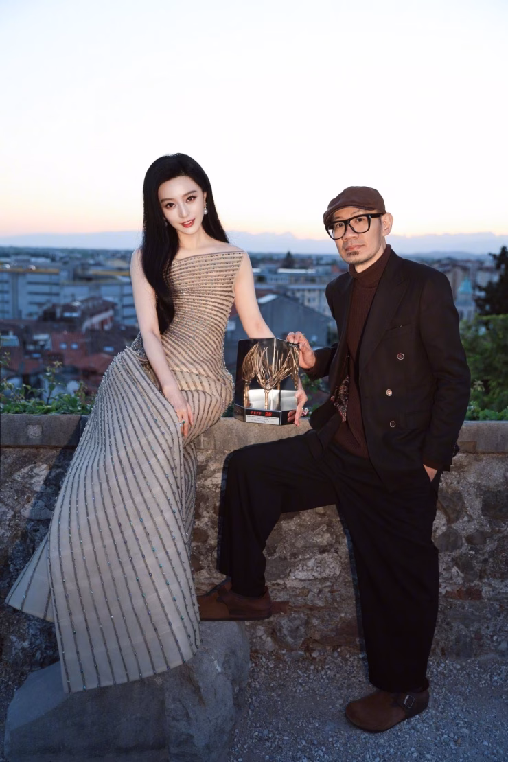 Chi tiết thiết kế Haute Couture của Phan Huy được Phạm Băng Băng lựa chọn