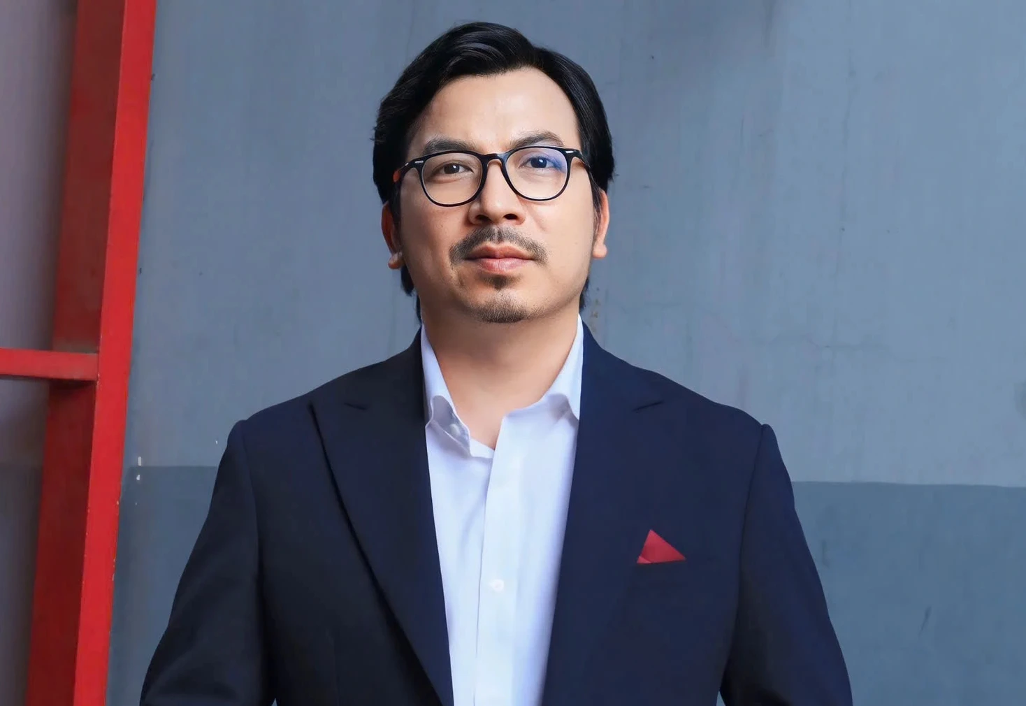 “Giáo sư Xoay” Đinh Tiến Dũng quyết định dùng tên thật để chinh phục khán giả trong hành trình âm nhạc sắp tới. ẢNH: NSX